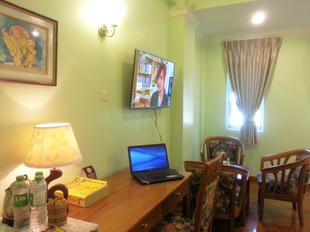 Grand Laurel Hotel Yangon Bagian luar foto